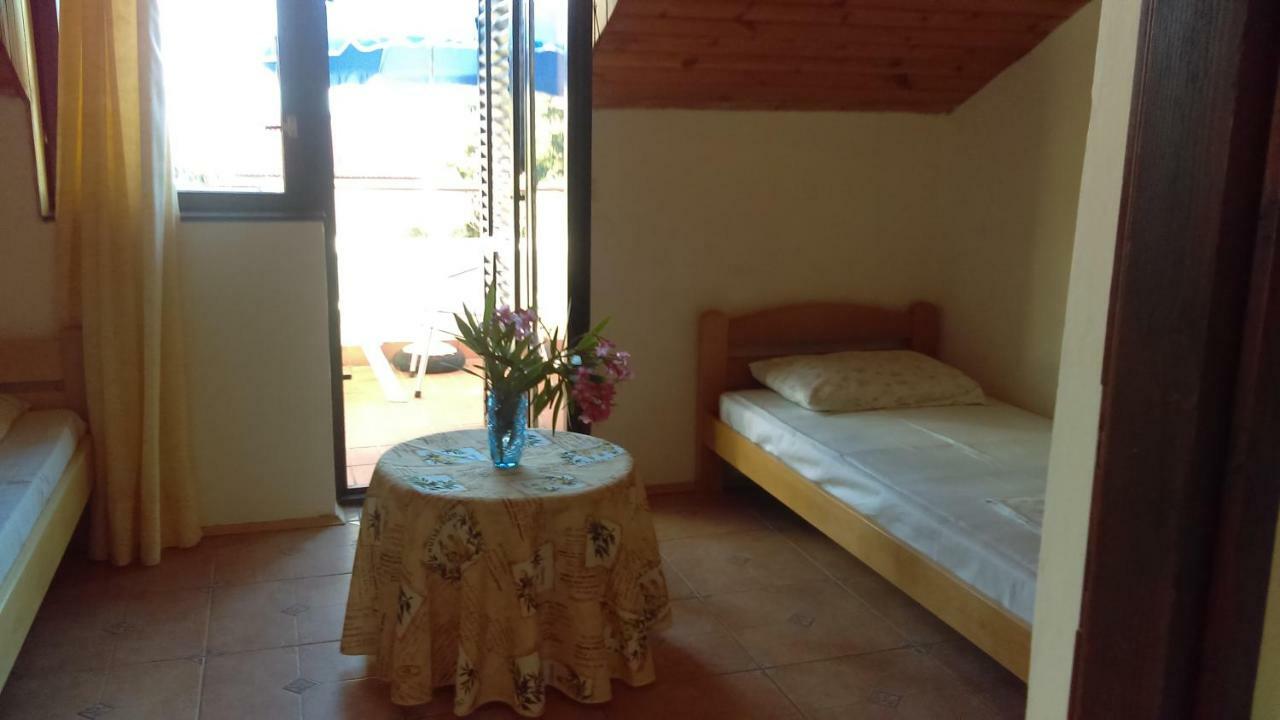 Knaffl Apartment Krk Town Kültér fotó